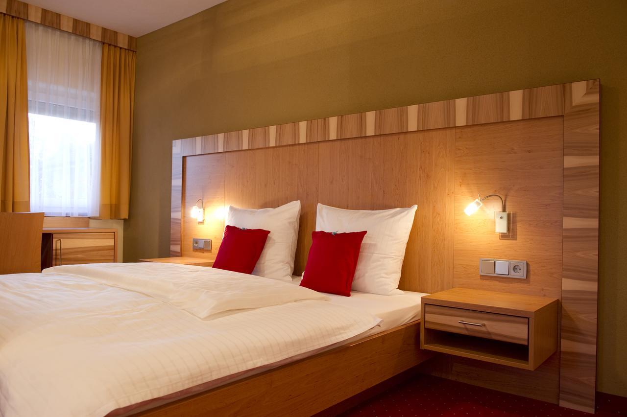 Pension Appartement Lanzer มุสบวร์ก ภายนอก รูปภาพ