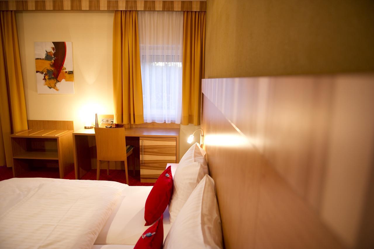 Pension Appartement Lanzer มุสบวร์ก ภายนอก รูปภาพ